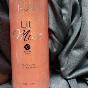 Pur Lit Mist setting spray 4oz